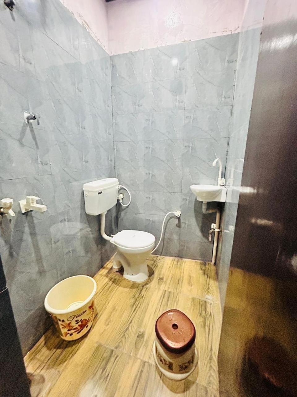 Agrawal Inn Guest House Mathura Luaran gambar