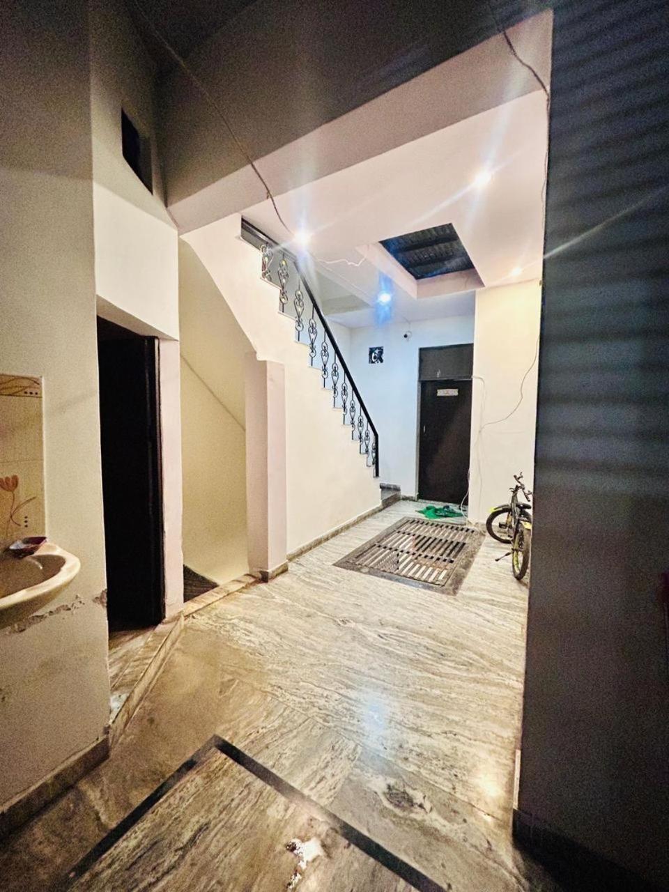 Agrawal Inn Guest House Mathura Luaran gambar