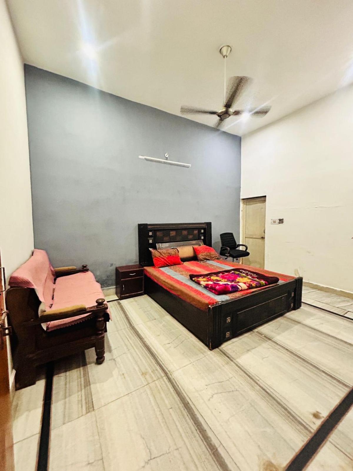 Agrawal Inn Guest House Mathura Luaran gambar