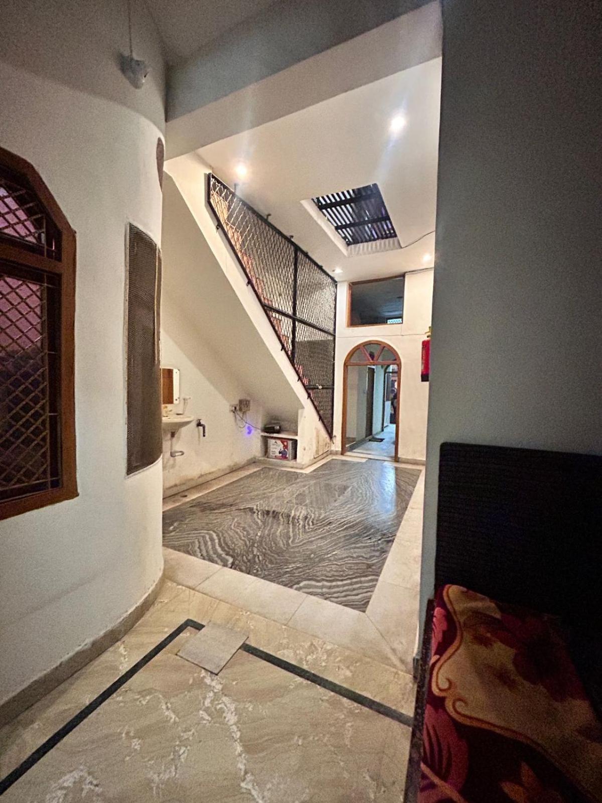 Agrawal Inn Guest House Mathura Luaran gambar