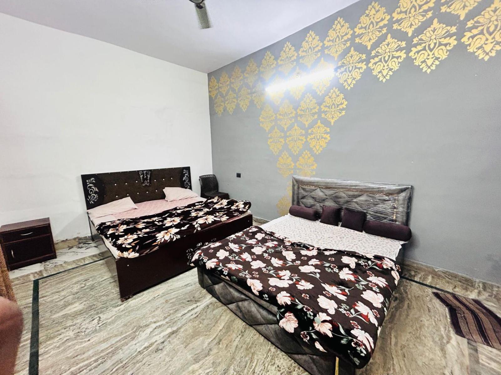 Agrawal Inn Guest House Mathura Luaran gambar