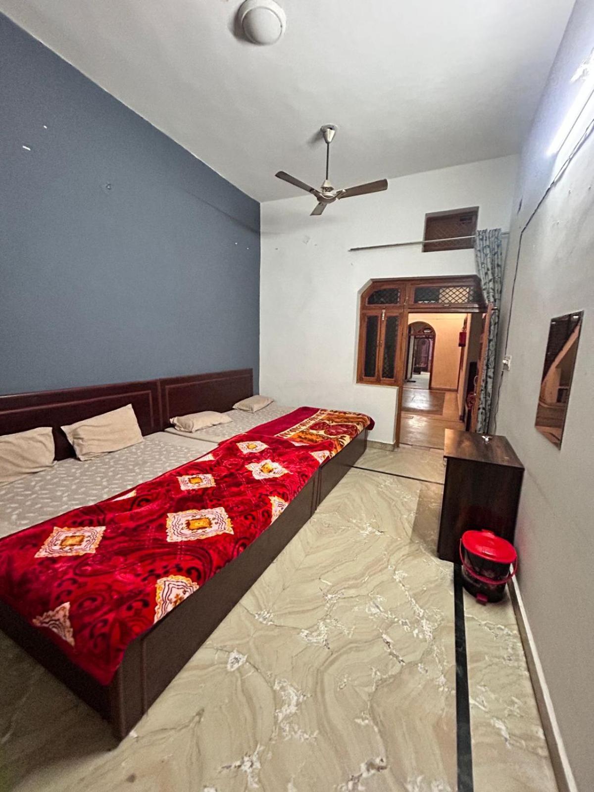 Agrawal Inn Guest House Mathura Luaran gambar